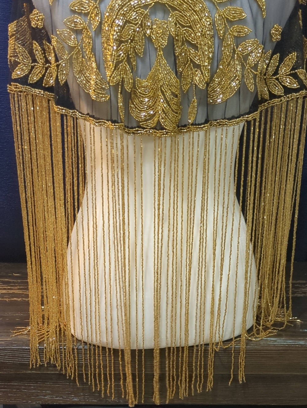 Black Gold Beaded Fringe Capelet Art Deco Gatsby Flapper Shawl - Picture 11 of 16